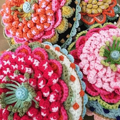 World crochet flowers is handmade crochet bouquet Shop. Since opening they have been serving all around the world with crochet flowers arrangements and gifts of all kinds! Exquisite design and unique handcraft have always been favored by everyone. https://worldcrochetflowers.com/